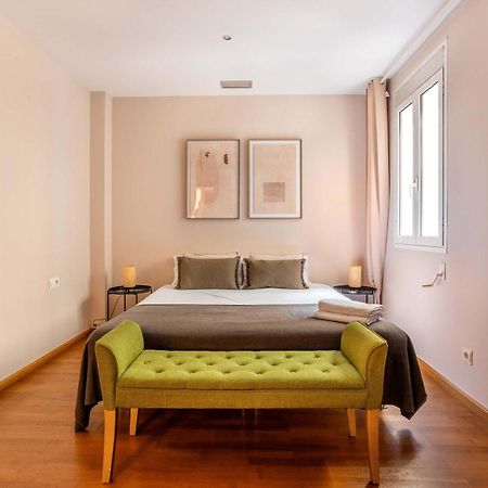 Elegant 3-Bedroom Apartment In The Heart Of Bcn Barselona Dış mekan fotoğraf