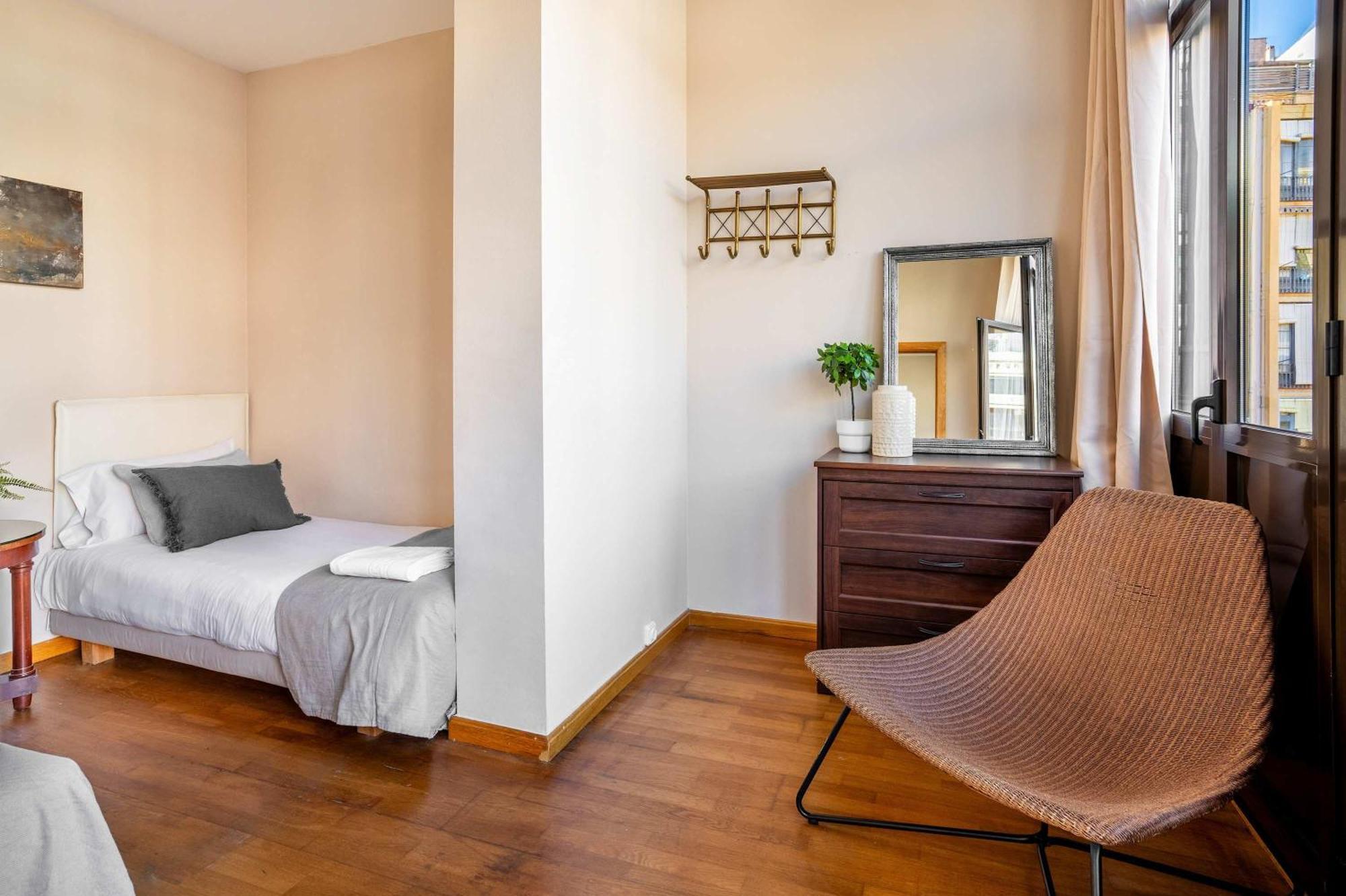 Elegant 3-Bedroom Apartment In The Heart Of Bcn Barselona Dış mekan fotoğraf